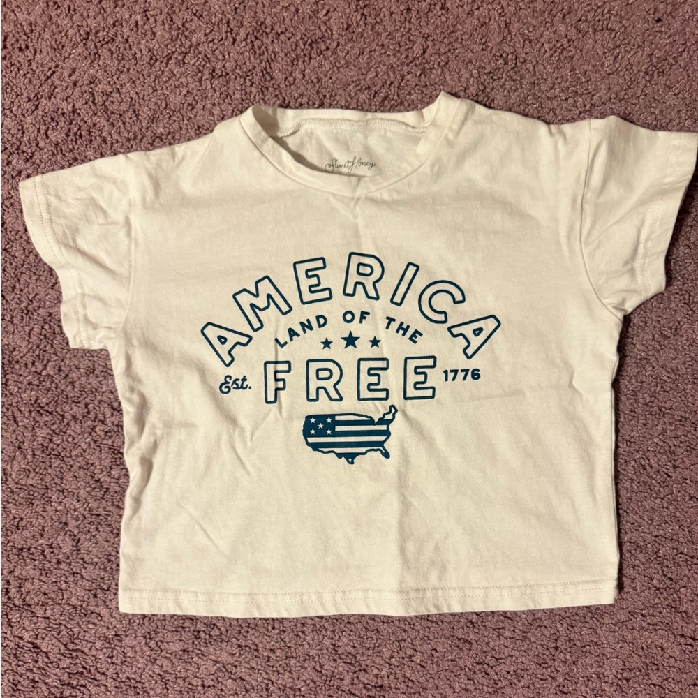 SweetHoney Festive Graphic Tee
